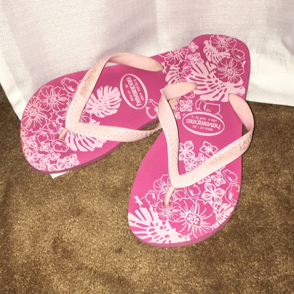 Girl’s or boy’s Hot pink flower Havaianas size 6.